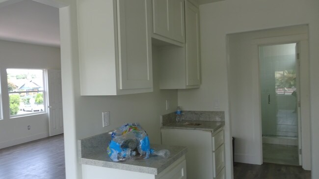 Building Photo - 4302 Normal Ave
