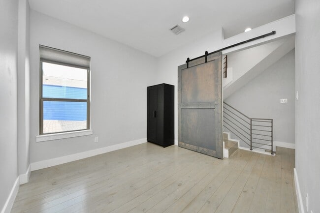 Building Photo - 1708 Winter St