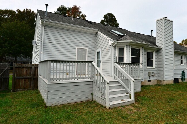 Building Photo - Renovated Ranch in Grassfield High District