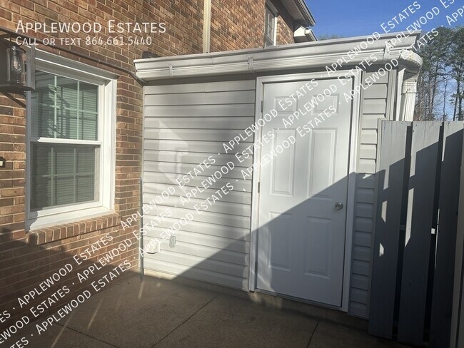 Building Photo - 1434 Dover Rd