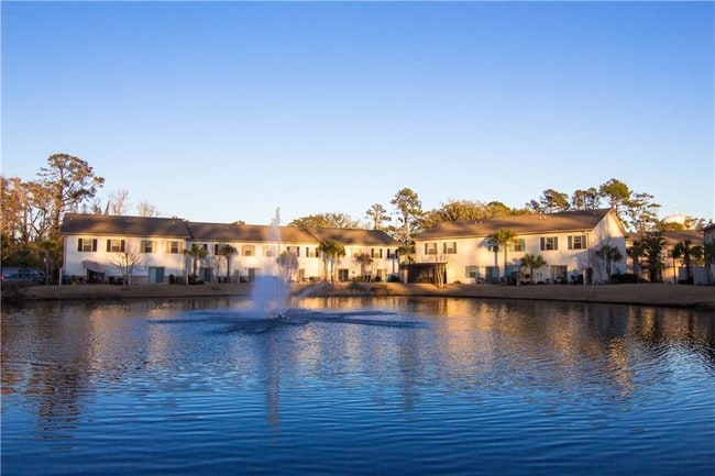 Building Photo - 1501 Reserve Ct