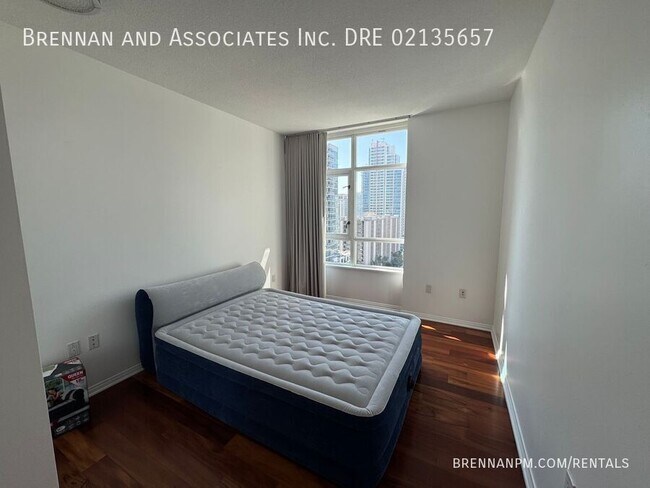 Building Photo - 850 Beech St