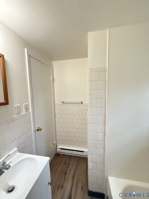 Building Photo - 7279 Edgeworth Rd