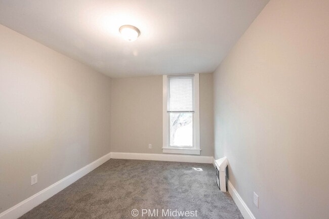 Building Photo - "Spacious 4-Bedroom Haven in Indianapolis – Your Perfect 1,444 Sq Ft Retreat!"