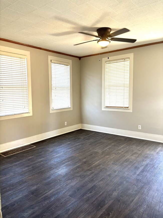 Building Photo - 218 N 3rd St