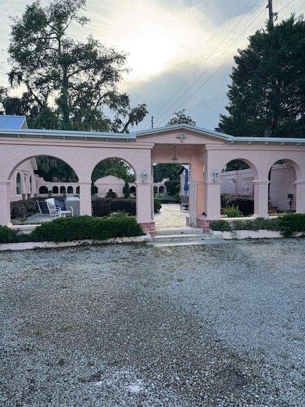 Building Photo - 295 W Palmer Mill Rd