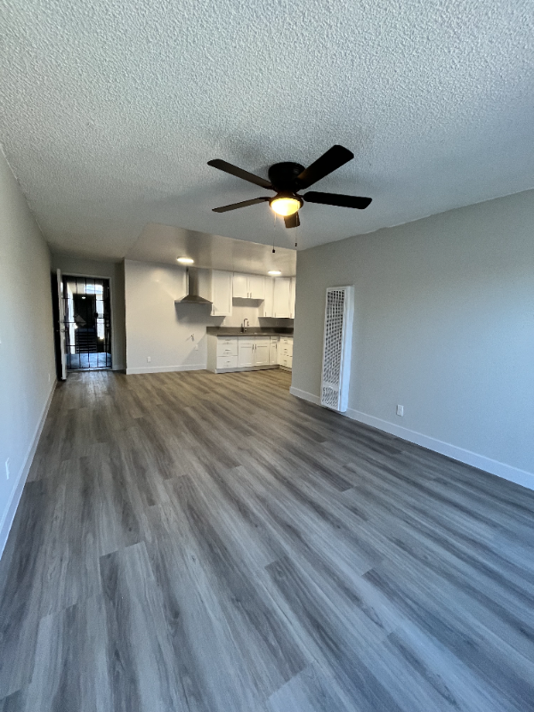 Building Photo - 732 W Imperial Hwy