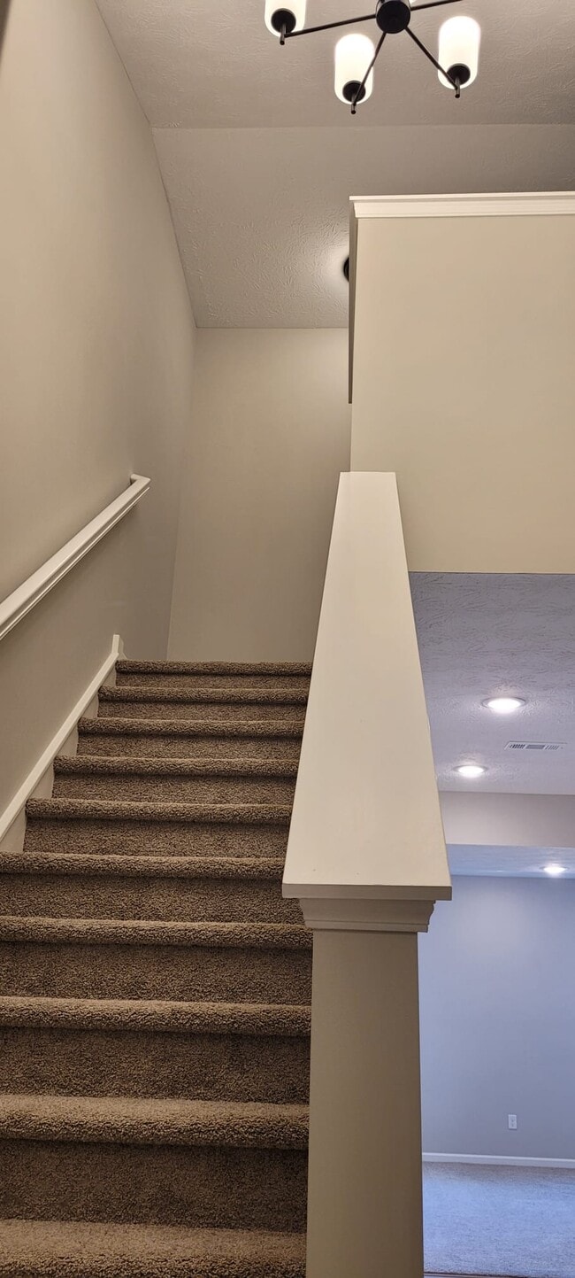 Building Photo - 3441 Alder Ave