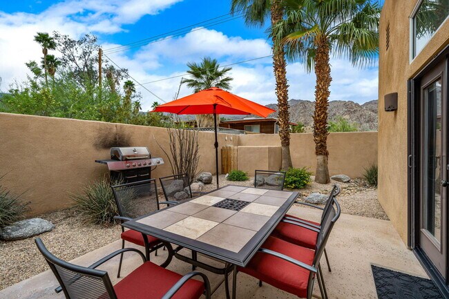 Building Photo - 53845 Avenida Alvarado