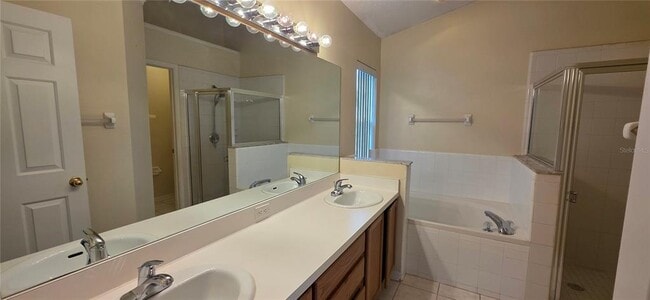 Building Photo - 2546 Siena Way