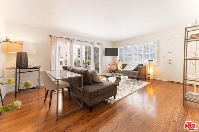 Building Photo - 1120 23rd St