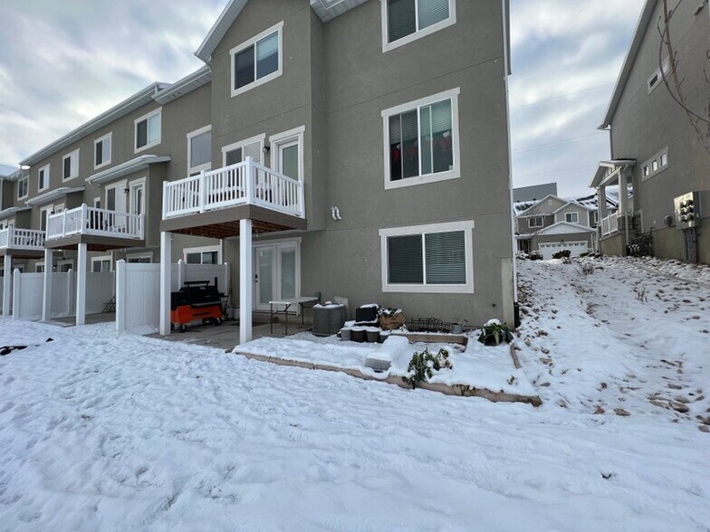 Building Photo - 16193 S Truss Dr