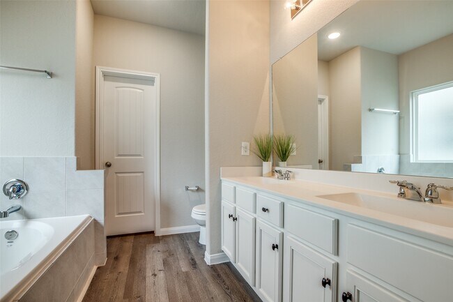 Building Photo - 3649 Cub Dr