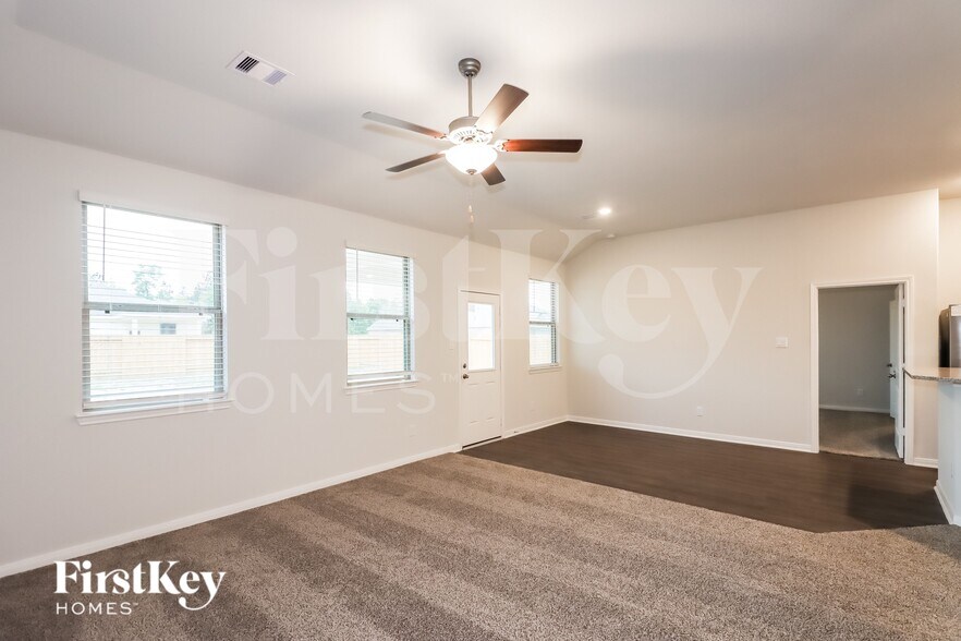 Building Photo - 26020 Babe Ruth Dr