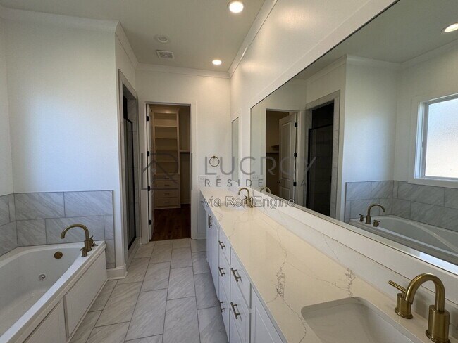 Building Photo - 203 Baleigh Dr