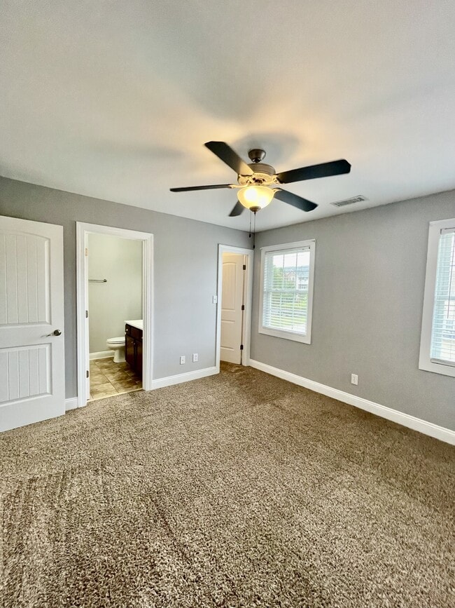 Building Photo - 518 Capstone Dr