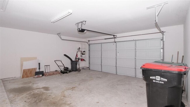 Building Photo - 5014 Moss Garden Ln