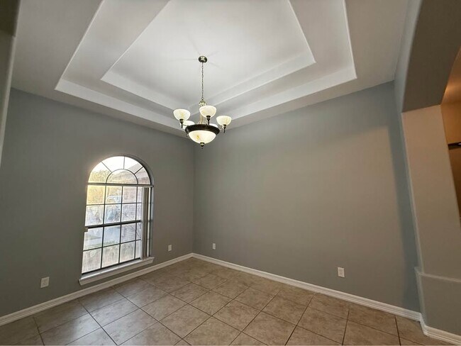 Building Photo - 2204 N 48th St