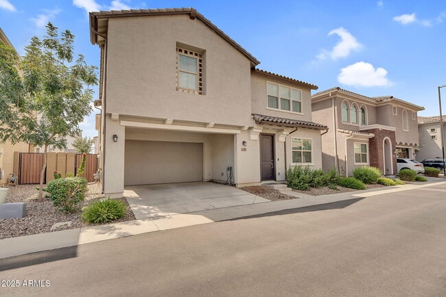 Building Photo - 1159 E Sabino Dr