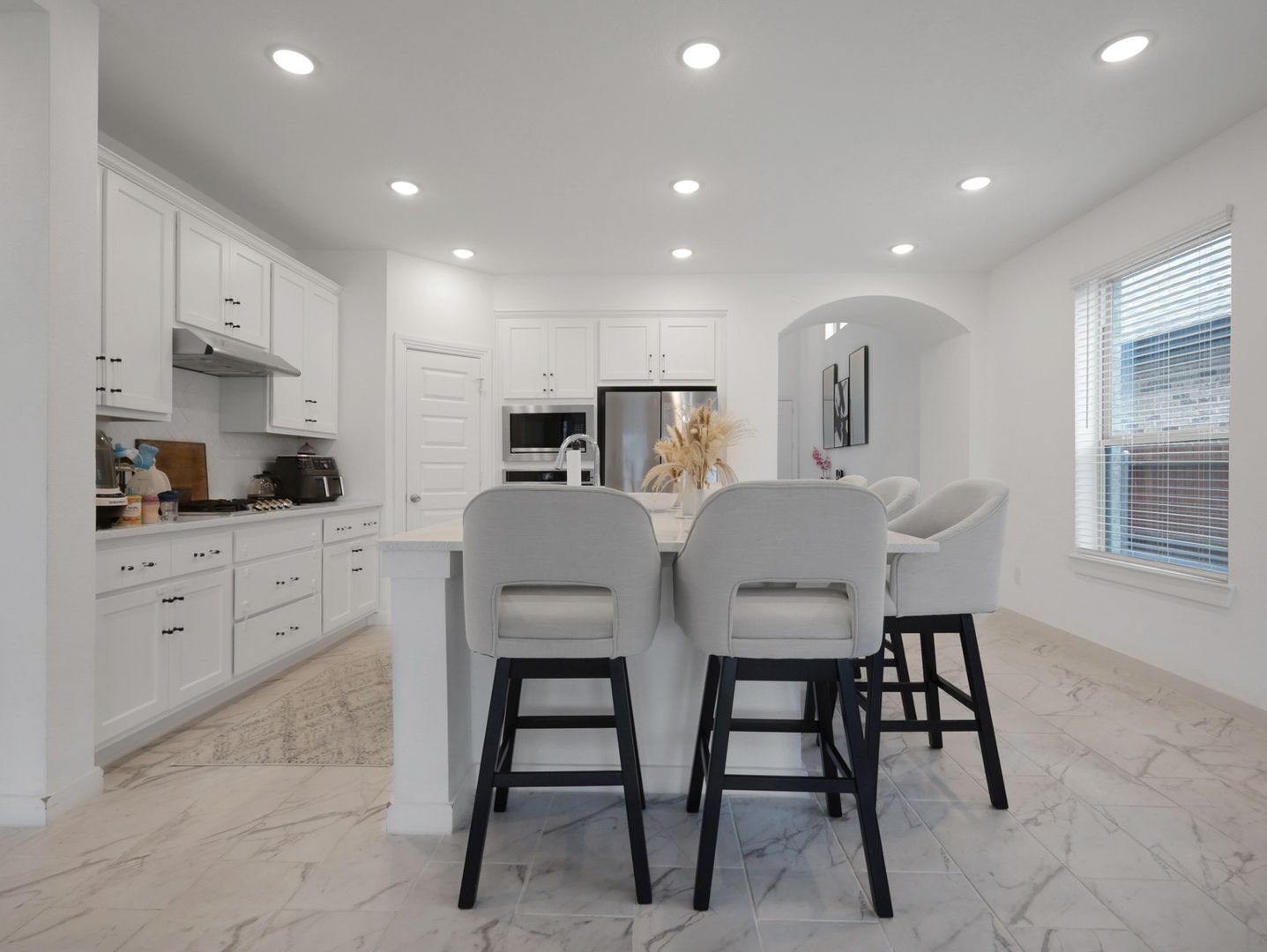 Building Photo - 3936 Mercedes Bend