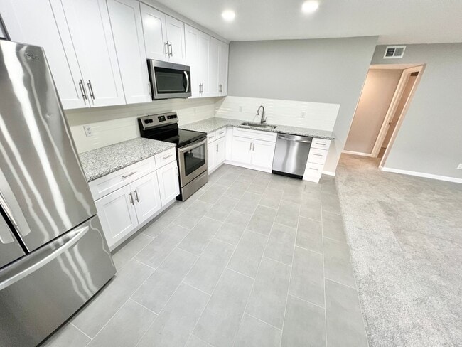 Building Photo - Meridian Apartments