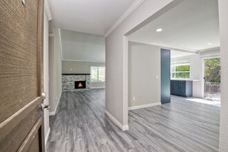 Building Photo - Single Story, Large Corner Lot with Pool p...