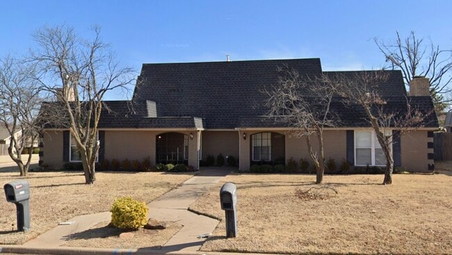 Primary Photo - 11040 Spring Holw