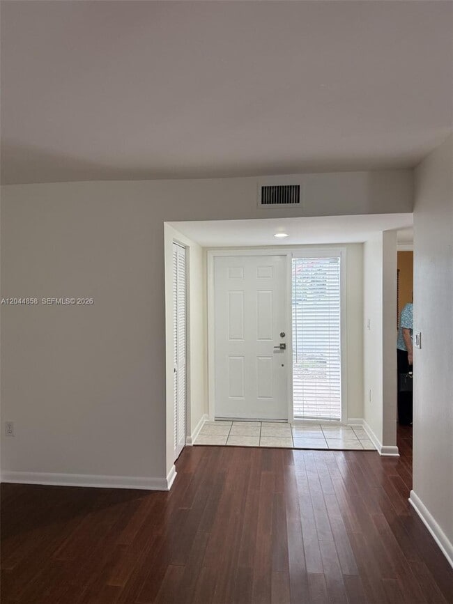 Building Photo - 9686 SW 138th Ave