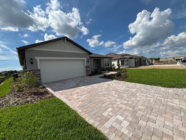 Building Photo - 6360 SW 82nd Terrace