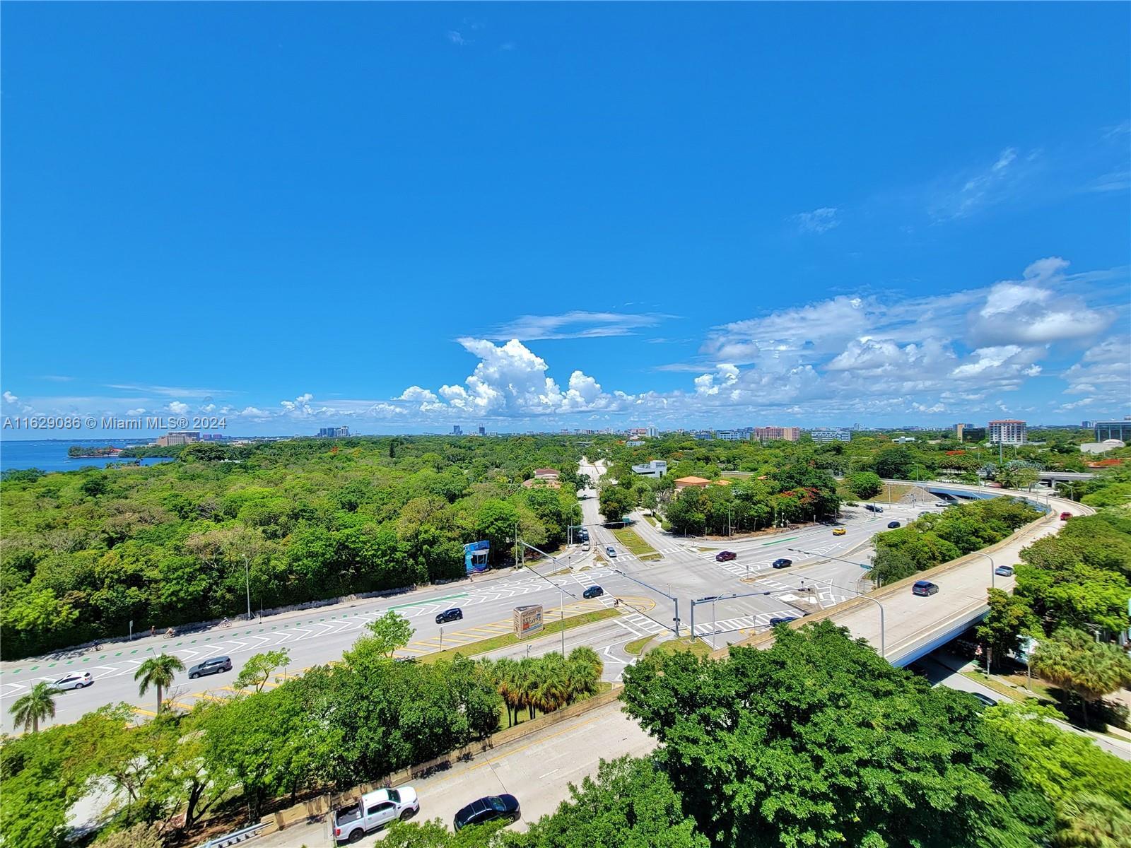 Building Photo - 2501 Brickell Ave