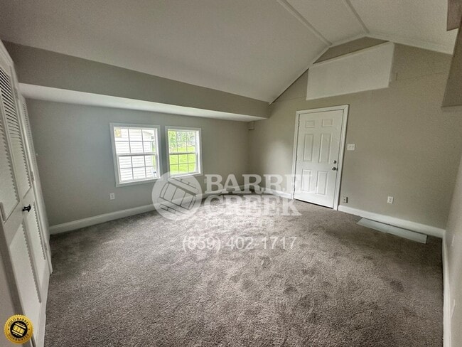 Building Photo - 115 Robertson Ln