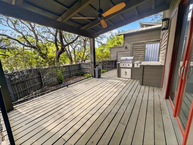 Building Photo - 2113 Barbaro Way
