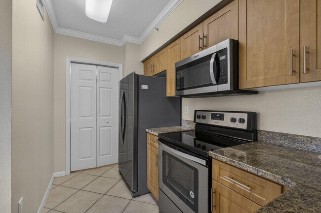 Building Photo - 6510 Emerald Dunes Dr