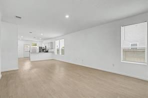 Building Photo - 511 Louis Ln