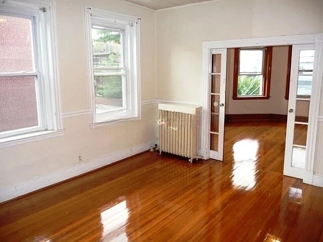 Building Photo - 35 Waverly St