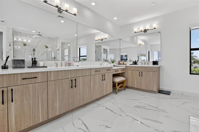 Building Photo - 14855 Millstone Ranches Dr