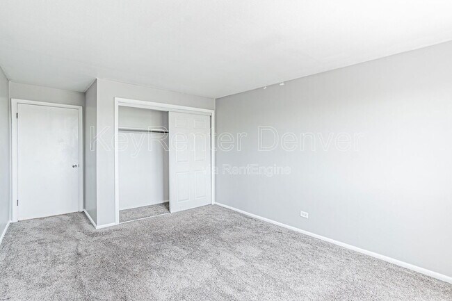 Building Photo - 1366 Garfield St