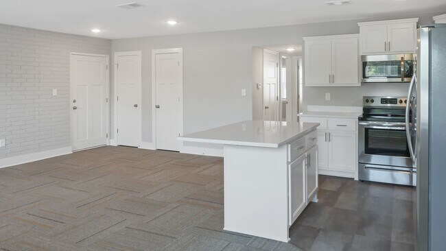 Building Photo - The Finley Downtown, 223