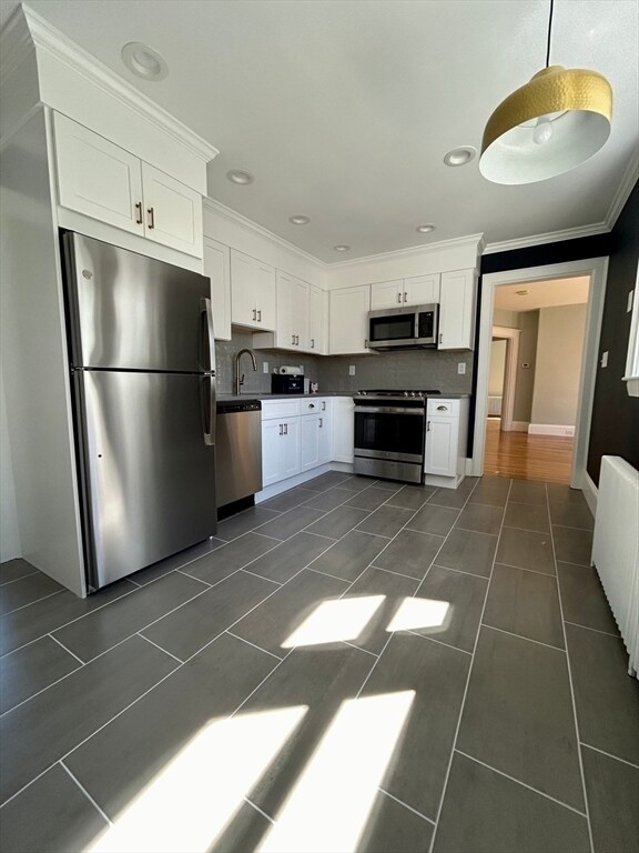 Building Photo - 35 Amherst St