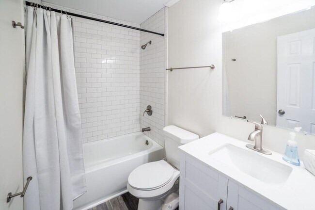 Building Photo - 12332 Chicamauga Trail SE