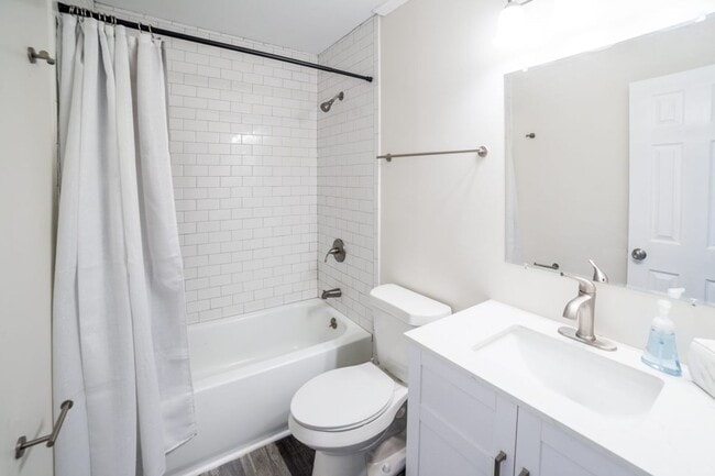 Building Photo - New Listing Alert – Huntsville, AL!