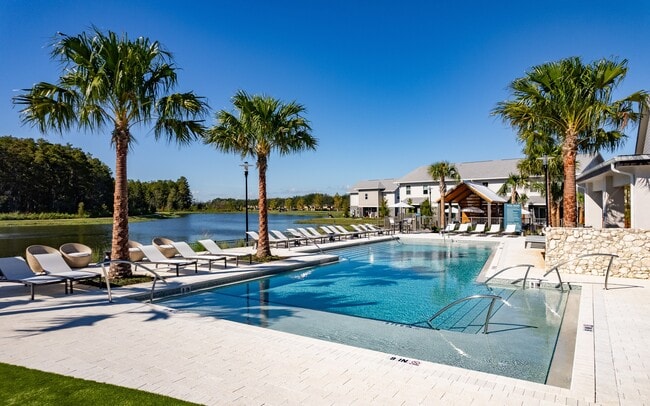 Building Photo - Cacema Townhomes