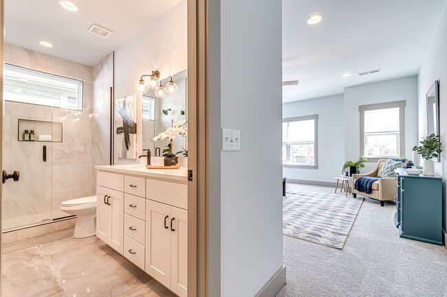 Building Photo - 1603 Porter Ave