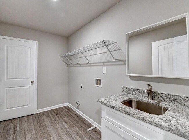 Building Photo - 1925 Alcovy Trails Dr SE