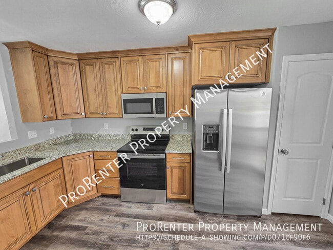 Building Photo - 480 W 2650 N