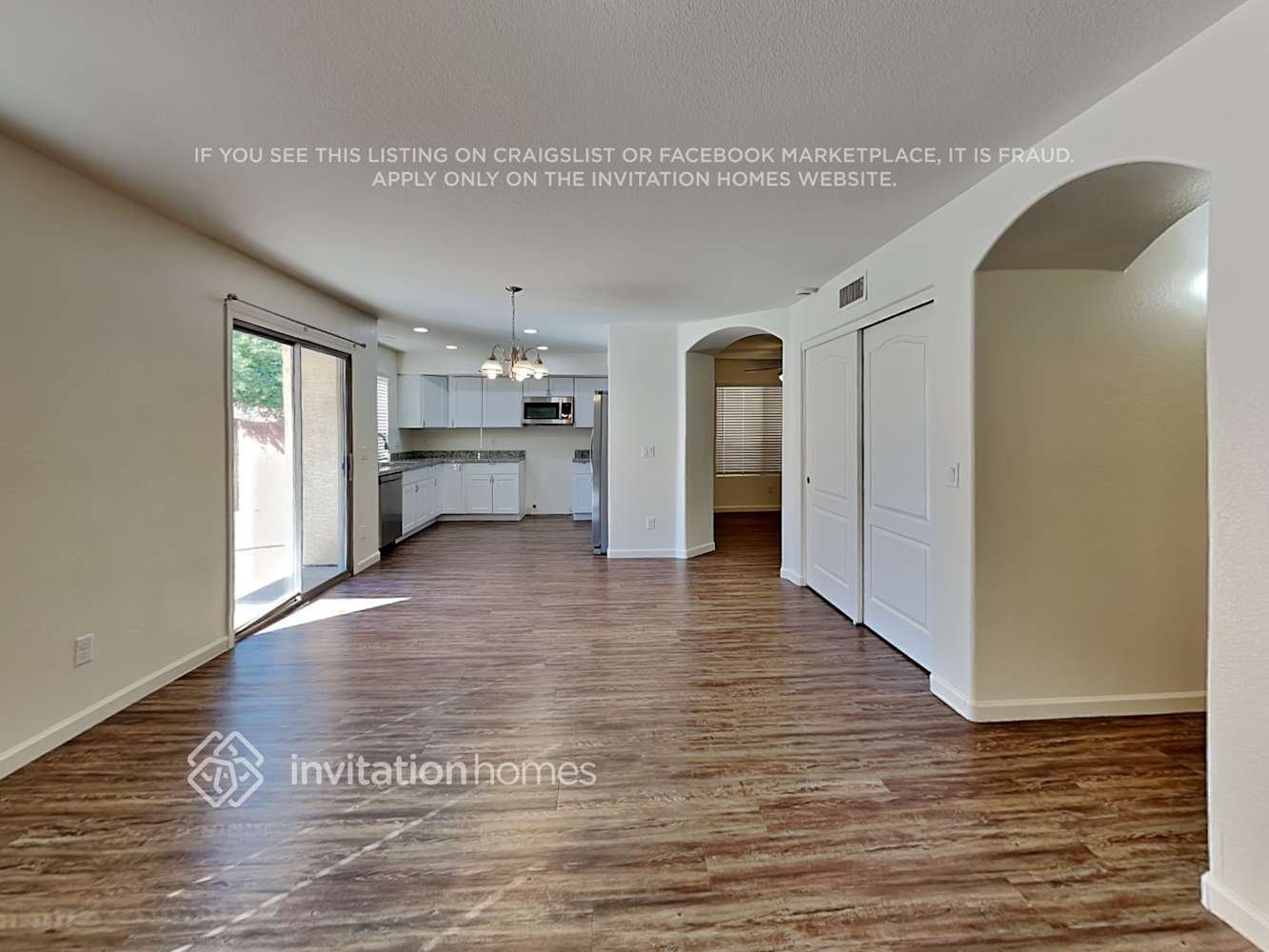 Building Photo - 2315 W Running Deer Trl