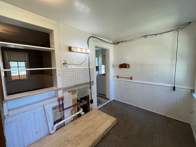 Building Photo - 4 Bed 2 Bath Single Family Home in Wausau