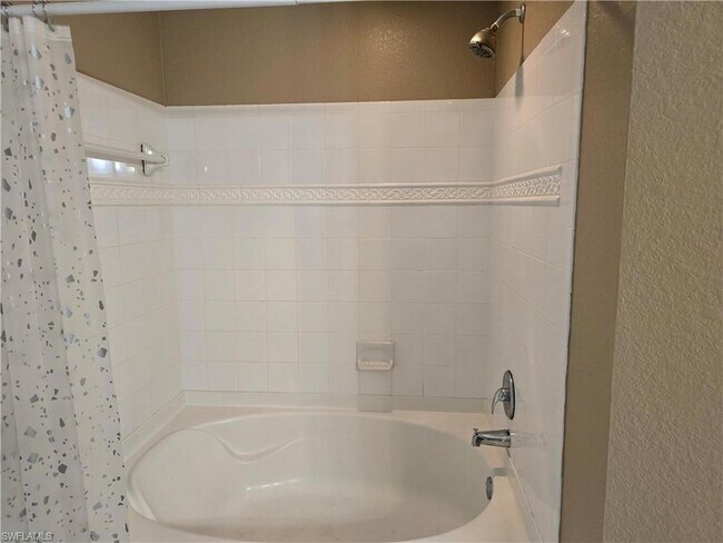 Building Photo - 12940 Positano Cir