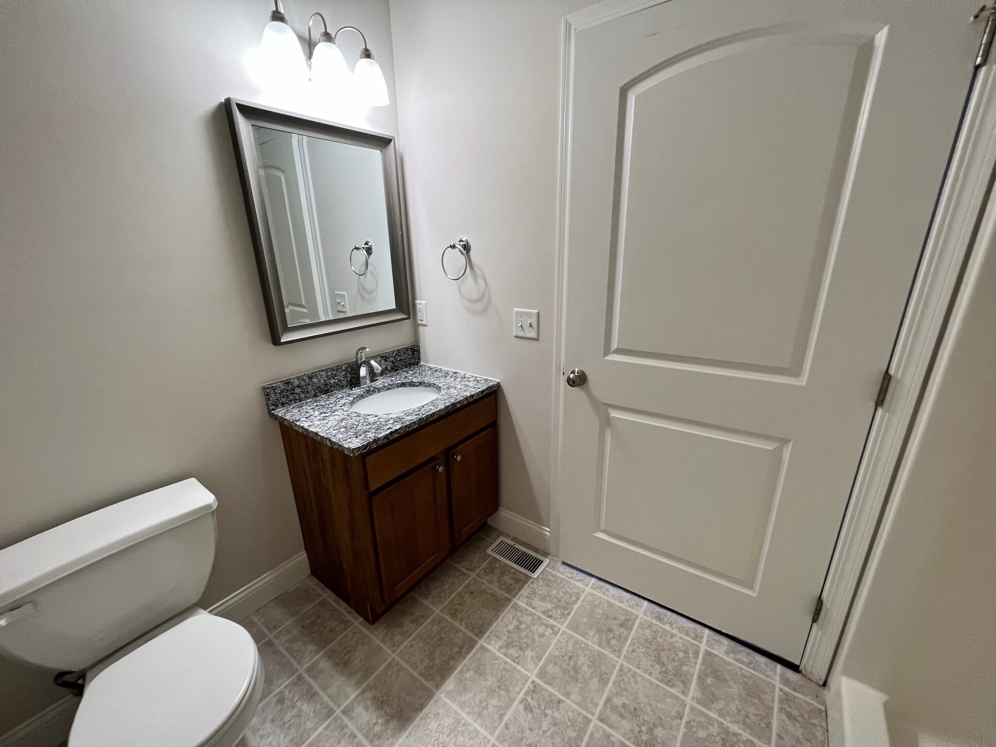 Primary full bath with walk in shower - 3020 E Stillwater Lndg