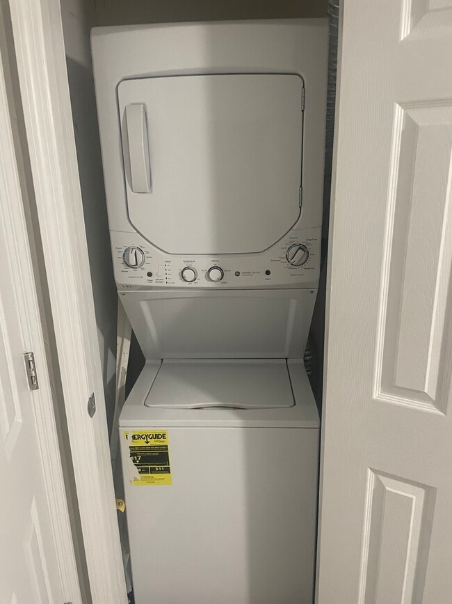 Laundry - 47 Pearl St